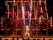 Tina - Das Tina Turner - Musical: Ein musikalisches Denkmal für die Queen of Rock ‘n Roll im Stage Apollo Theater Stuttgart (©Foto: Manuel Harlan- Stage Entertainment )